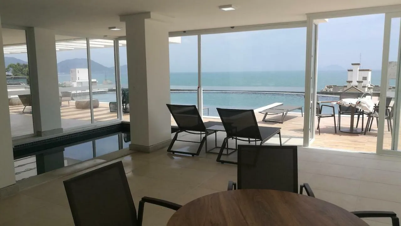 EA - Apto com vista do mar na Praia dos Ingleses, Florianópolis, SC Apartamento