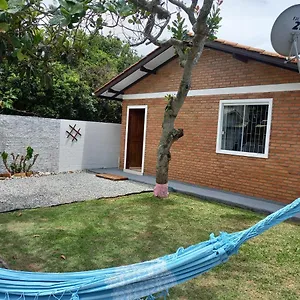 Casa Em Florianópolis, Rio Vermelho De 2 Quartos Bem Localizada Florianópolis